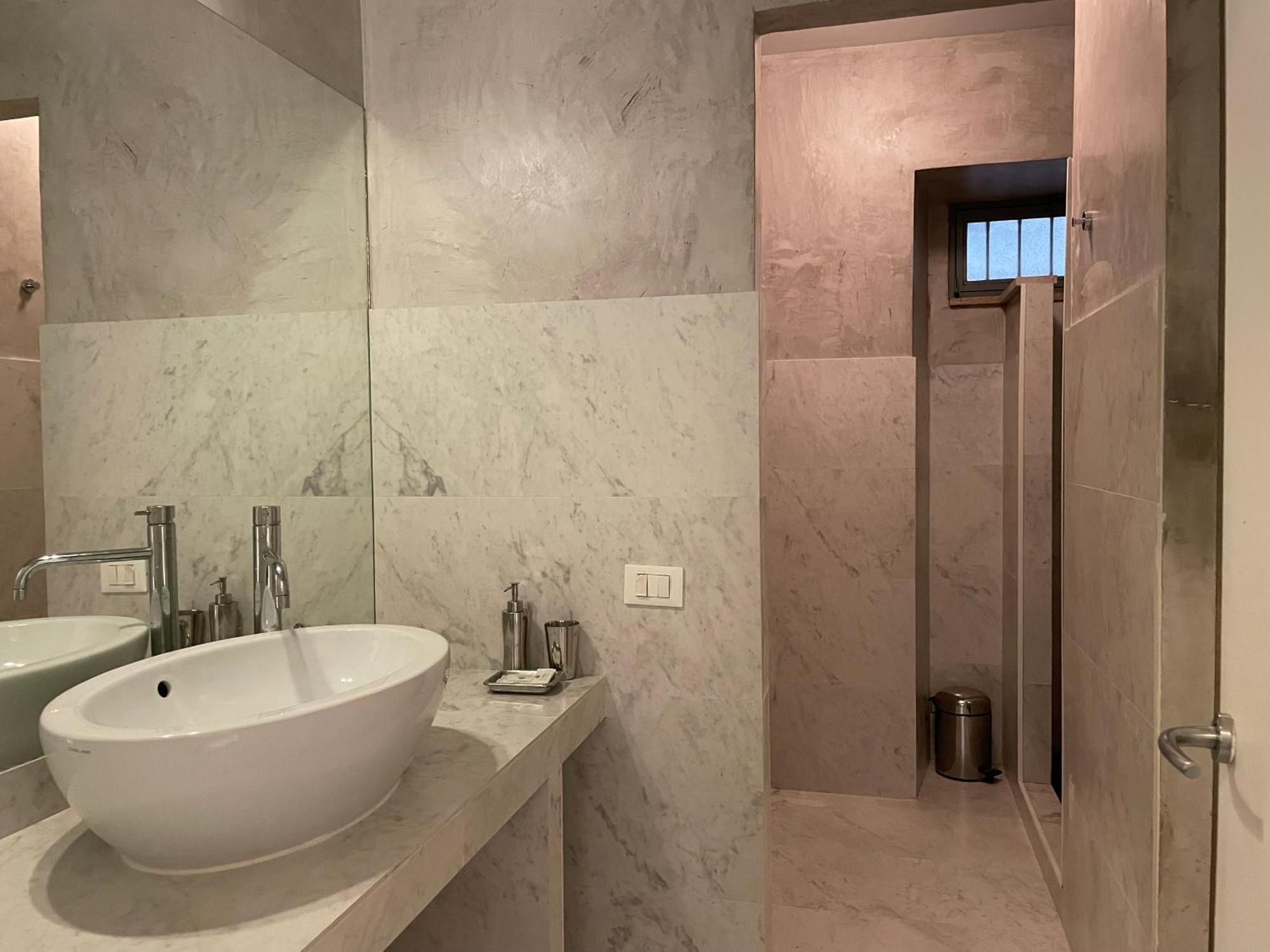 B&B Santi Quattro Al Colosseo — Photos 3